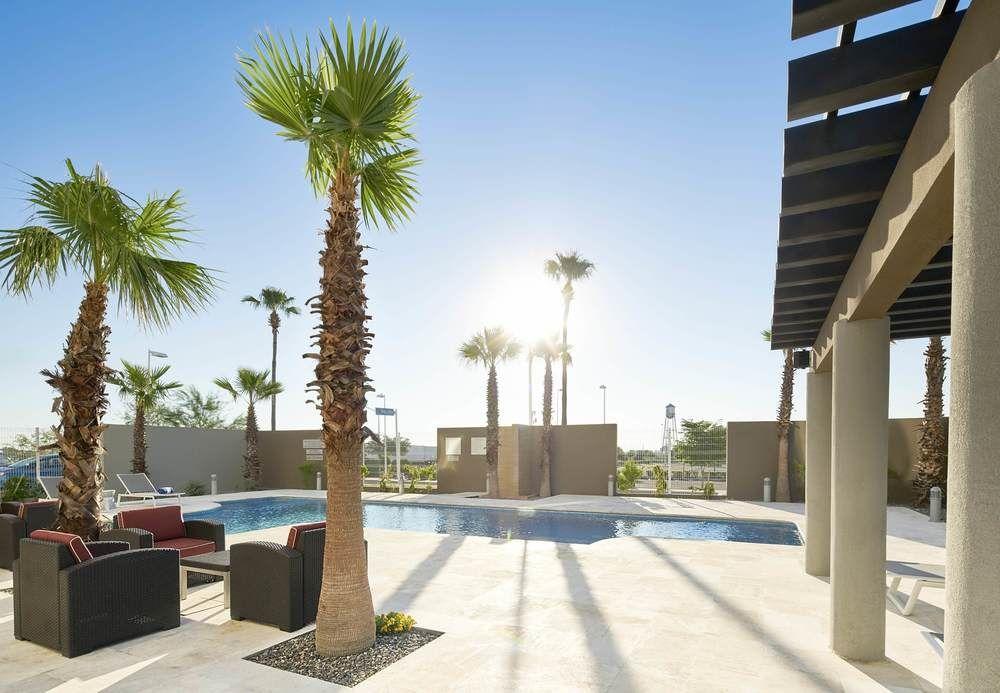 Courtyard By Marriott Hermosillo Ngoại thất bức ảnh