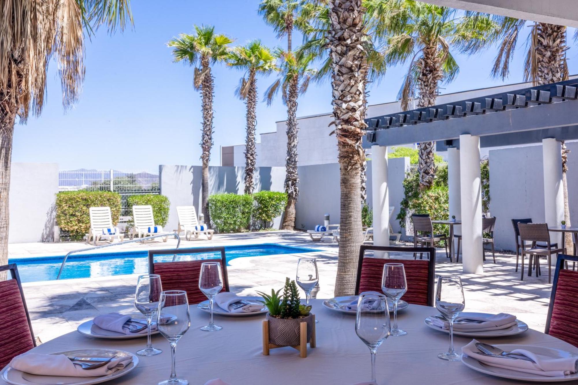 Courtyard By Marriott Hermosillo Ngoại thất bức ảnh