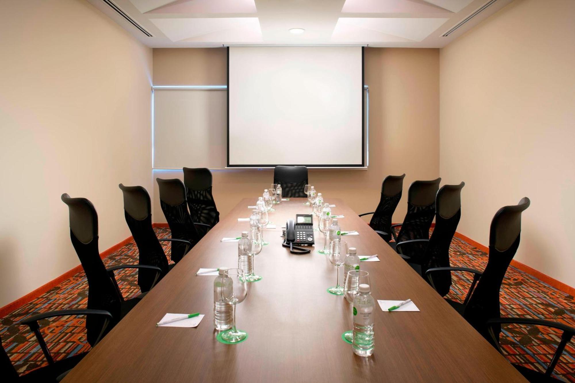 Courtyard By Marriott Hermosillo Ngoại thất bức ảnh