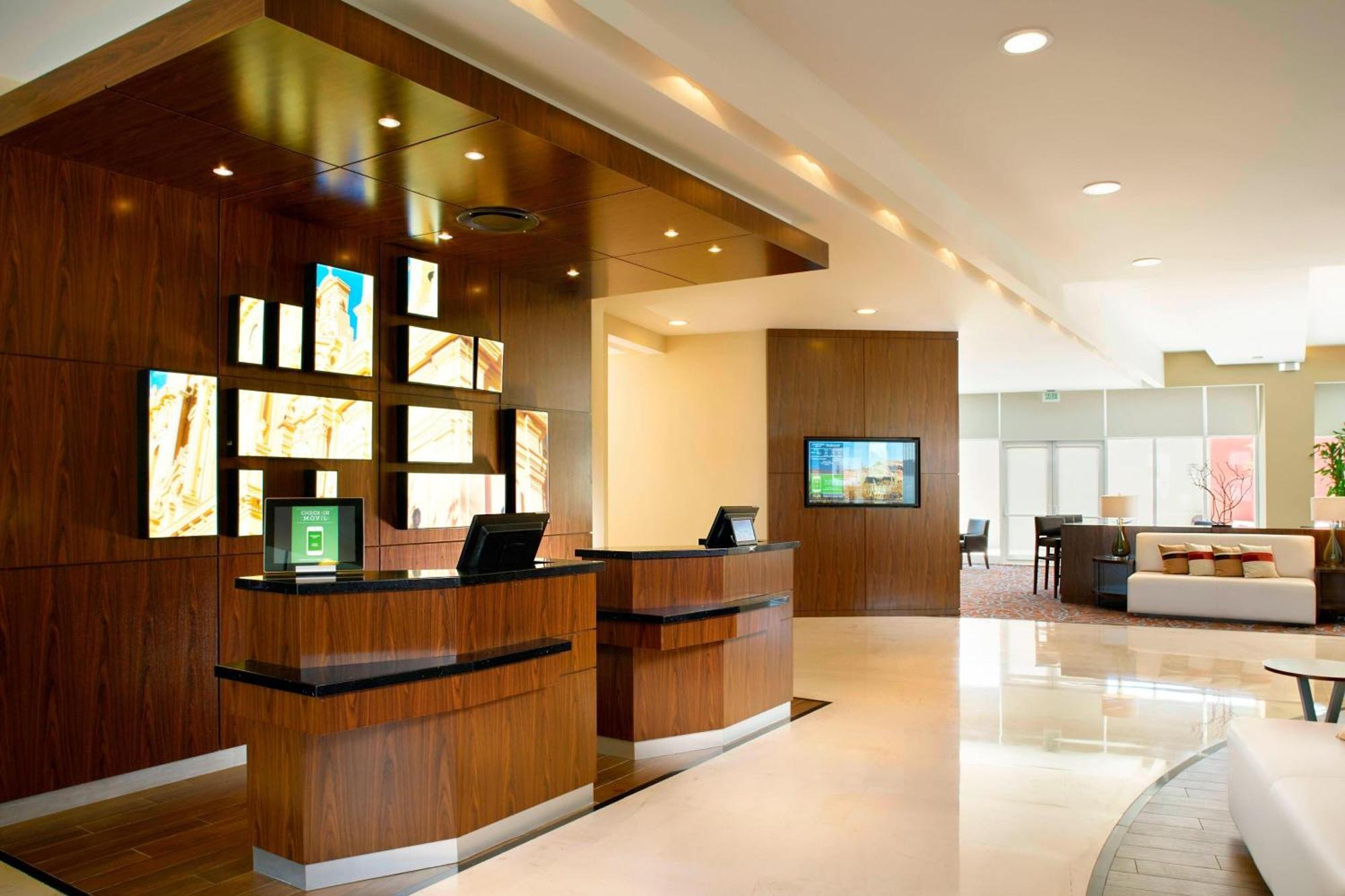 Courtyard By Marriott Hermosillo Ngoại thất bức ảnh