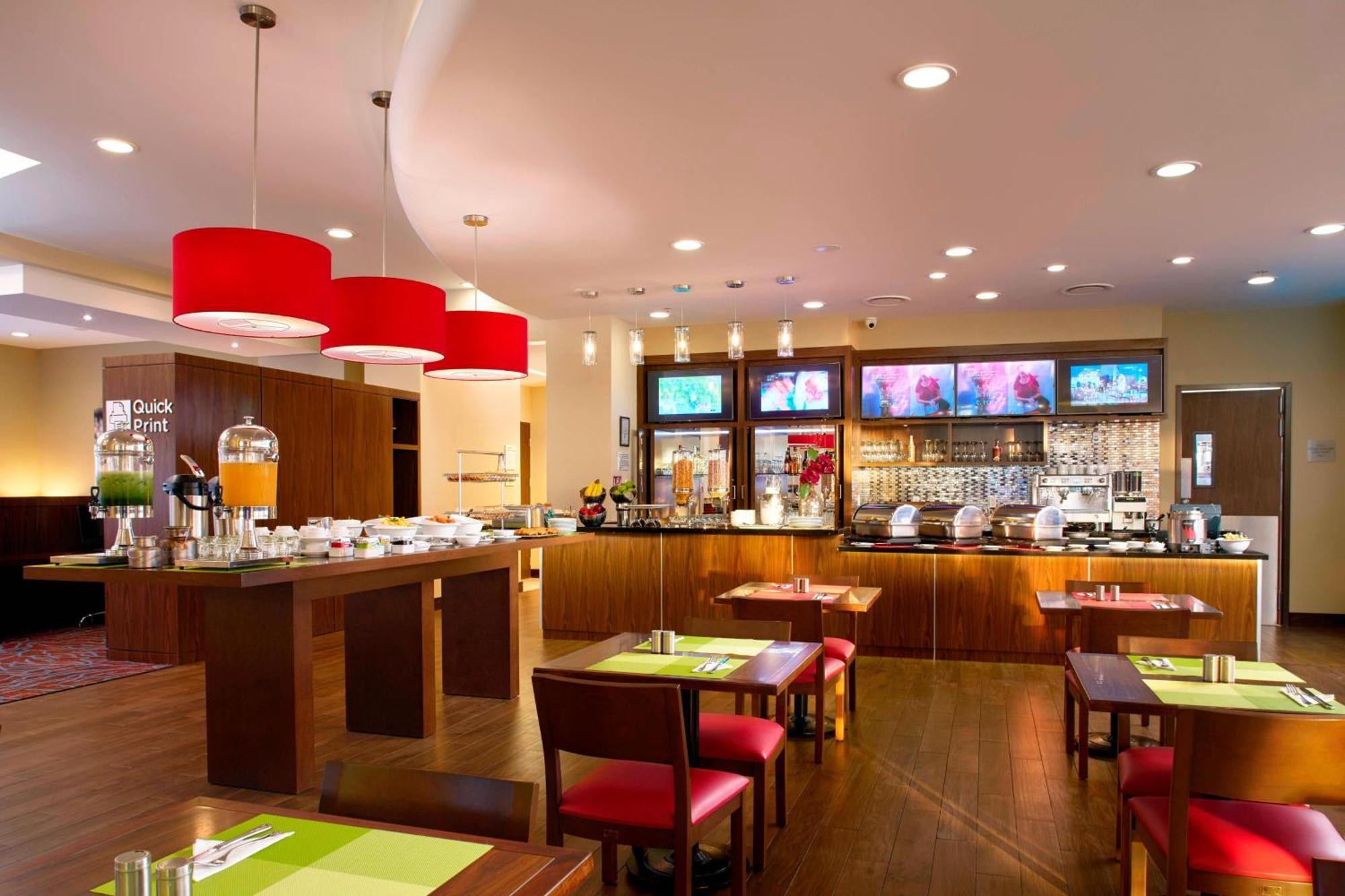 Courtyard By Marriott Hermosillo Ngoại thất bức ảnh
