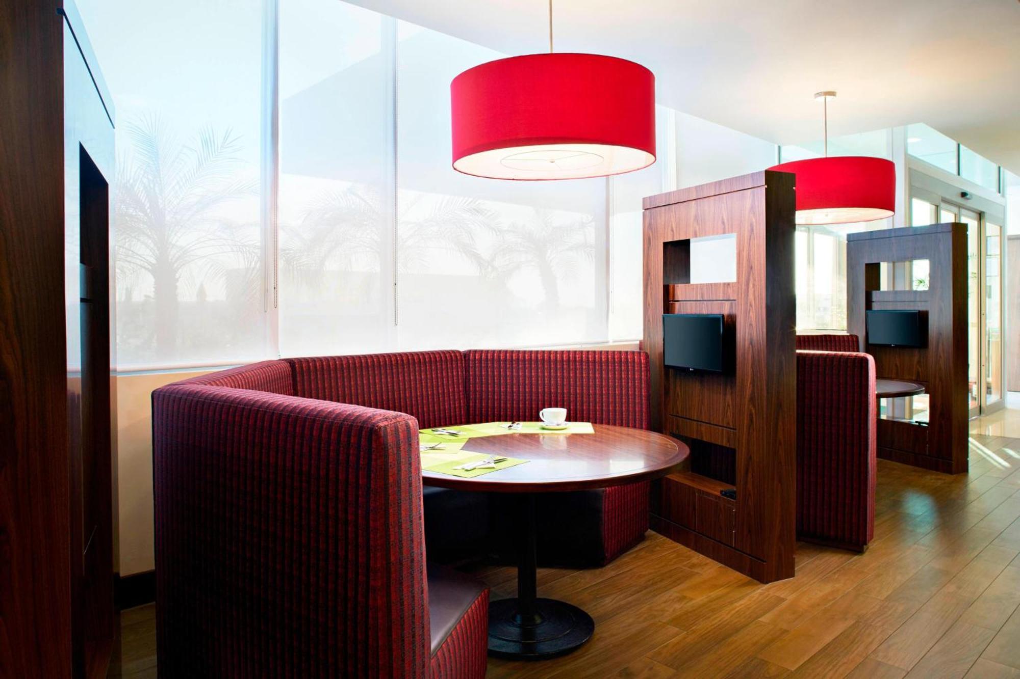 Courtyard By Marriott Hermosillo Ngoại thất bức ảnh