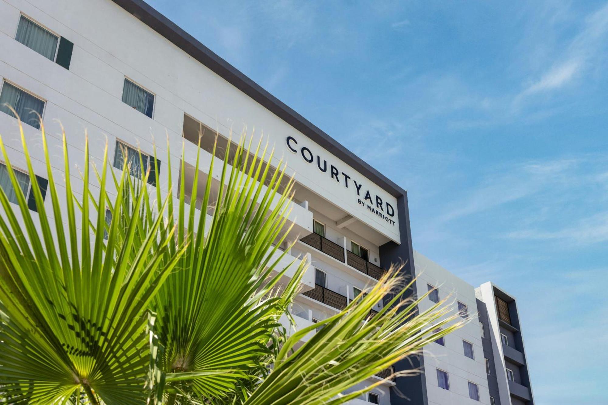 Courtyard By Marriott Hermosillo Ngoại thất bức ảnh